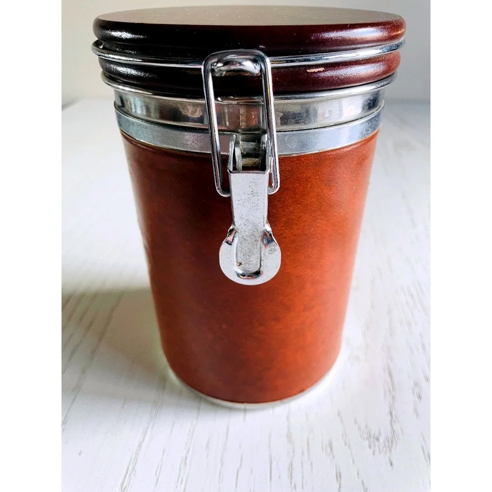 1997 Don Diego Embossed Faux Leather Coffee Canister Wooden Lid Airtight Storage